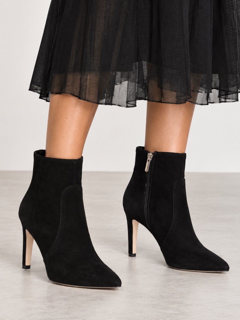 Sam Edelman Olette Black Suede Ankle Boots Heeled Bootie Pointed Toe US 8 $150